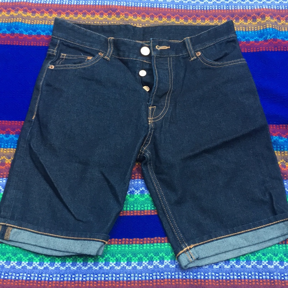 Men’s H&M denim shorts 28 slim fit